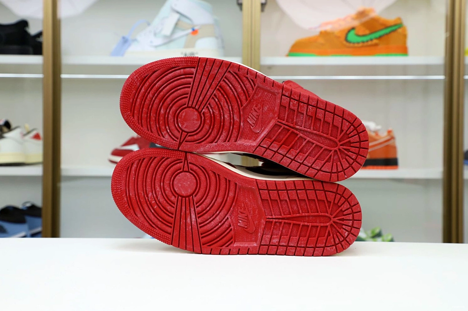 AND AIR LOST FOUND 1 REIMAGINED 2022 JORDAN “CHICAGO” 0820